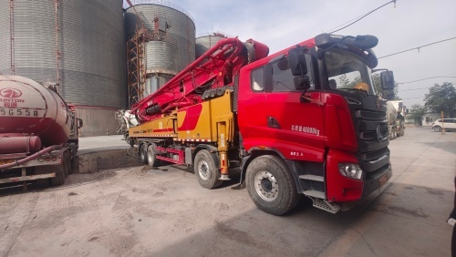 62-метровий бетононасос SANY допомагає досягти ефективного будівництва для масштабних проектів.