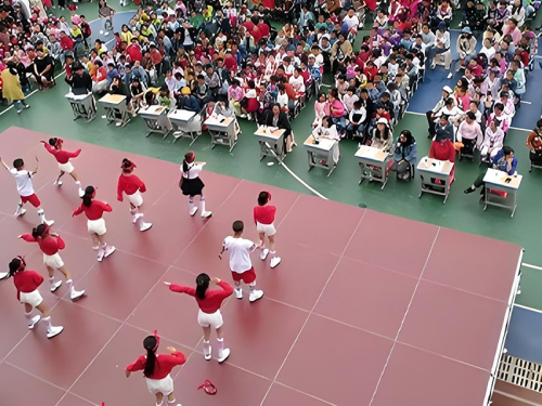 Does Raya Stage System Offer the Design Flexibility Needed for Tomorrow's Most Ambitious Stage Designs?