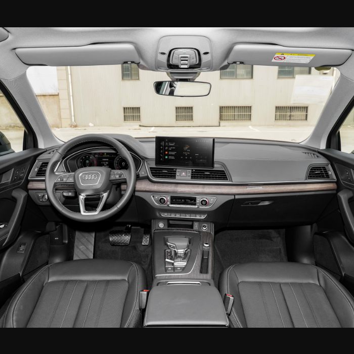 İyi durumda Çin benzinli araba Audi Q5L'den düşük kilometre ikinci el arabalar kullanılmış arabalar