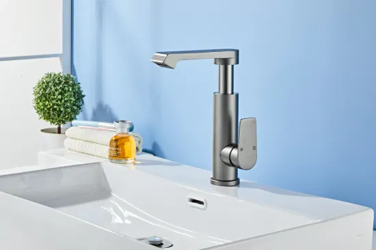 6272 Gray 304 Stainless Steel Single Handle 360 Degree Swivel Kitchen Faucet1