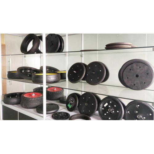 Wheels and tires for agricultural machinery