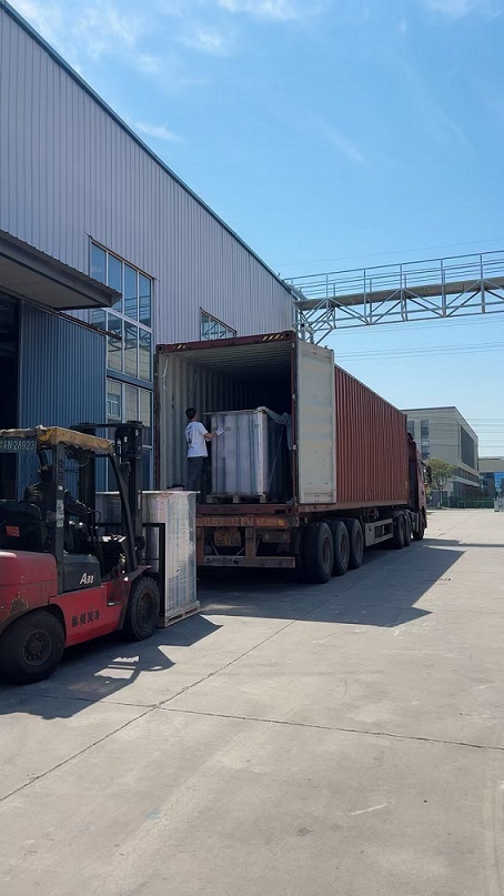 Jiangsu Visionbon New Materials schließt Lieferung von 70.000 Metern PVC-Dekorfolie für türkische Nachbestellung ab