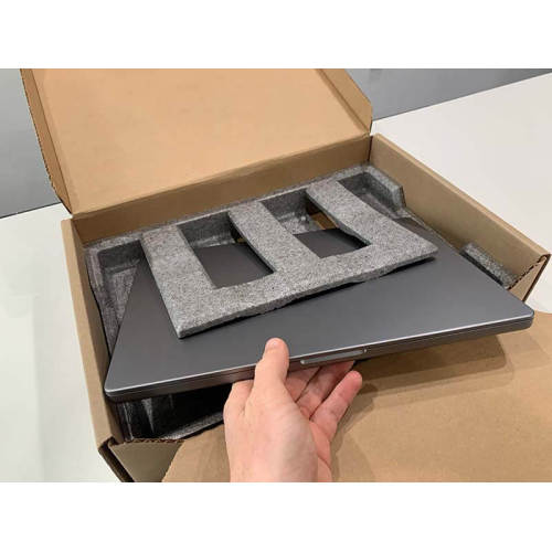 専門的な配送用カートン: ノートパソコンを安全に配送するための中心的な保証