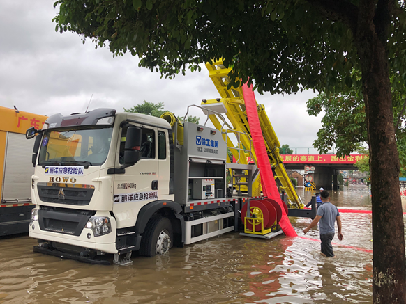 Kumpulan Peralatan Sanitasi Alam Sekitar XCMG Datang di Xiaoyi