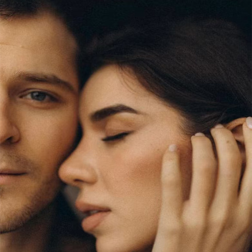 Unleash Charm and Embrace Confidence - The Unique Appeal of Adult Lingerie