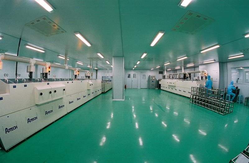 LCD - Automatic Glass Cleaning and Baking