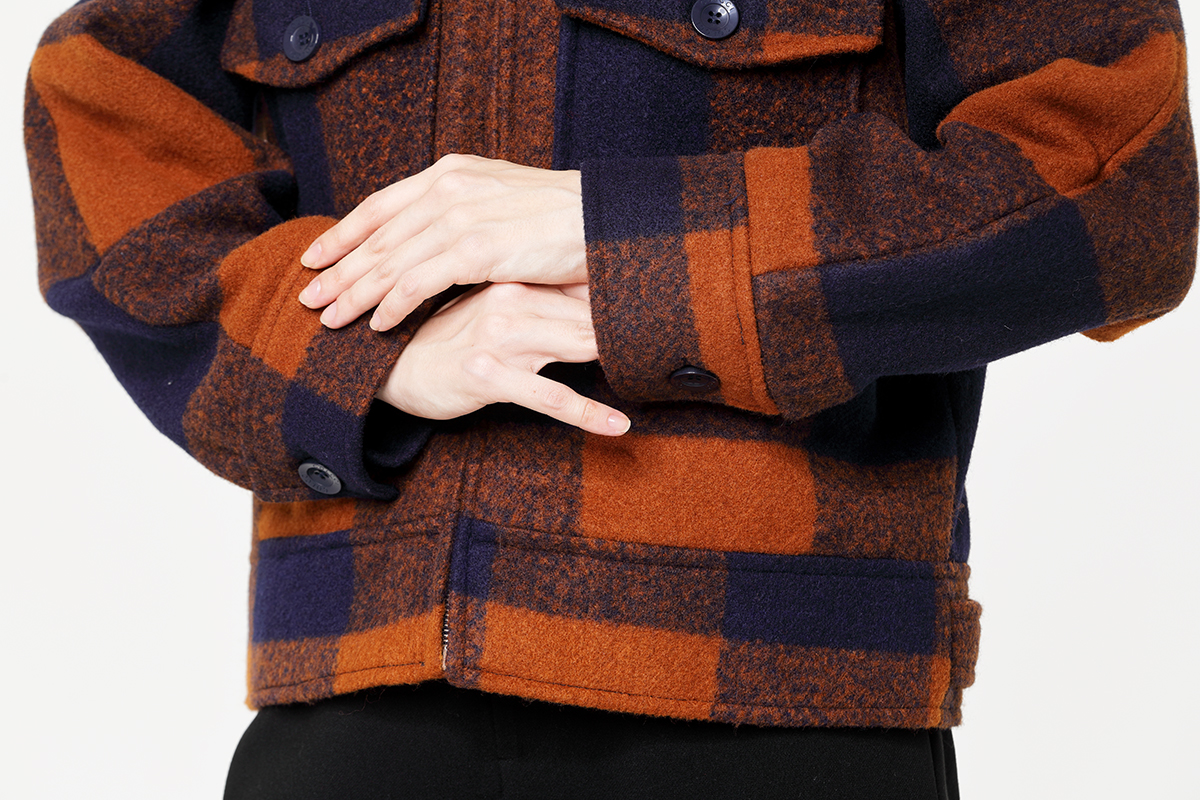 Woolen Check Lady's Short Jacket Woolen Check Lady's Short Jacket
