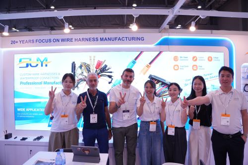 Hong Kong Consumer Electronics Show, dia 2: discussões mais aprofundadas sobre projetos de montagem de cabos personalizados