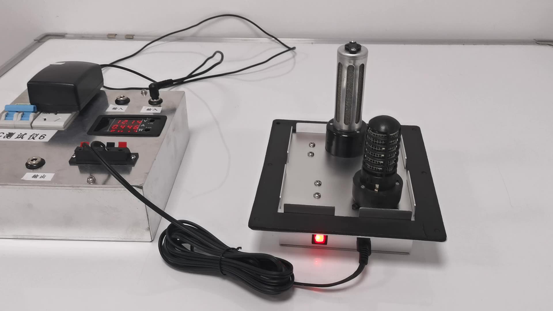 เครื่องฟอกอากาศชิ้นส่วนไดอิเล็กตริกกีดขวาง DC 12V Bipolar Ion Generatpr1