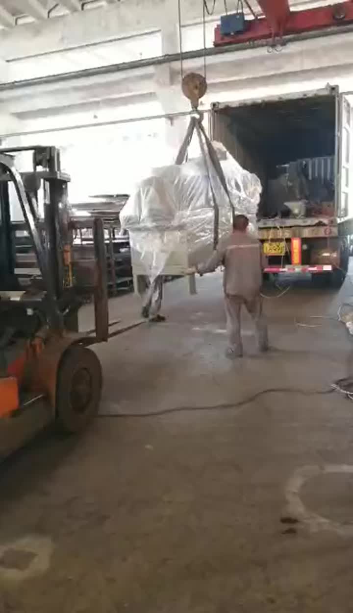 Máquina de extrusión para recubrimiento en polvo.mp4