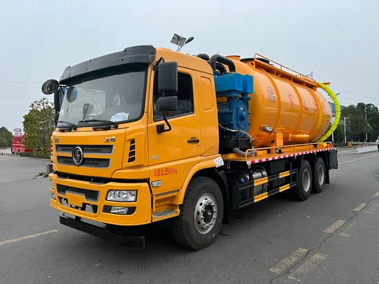 Lori Tangki Kumbahan Vakum Pemacu Hidraulik 22000L dengan Flushing Tekanan Tinggi1