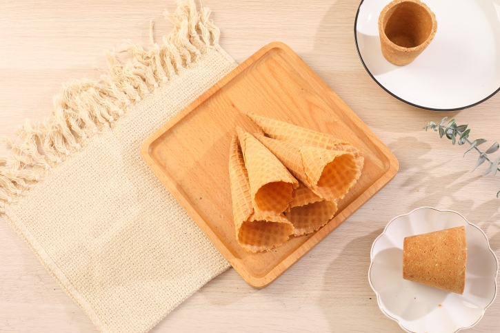 23 digrii ya wavy makali crispy koni