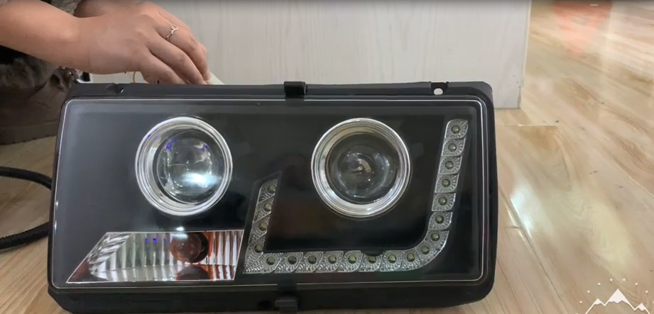 Colour Assembly Head Lamps For Lada 2107