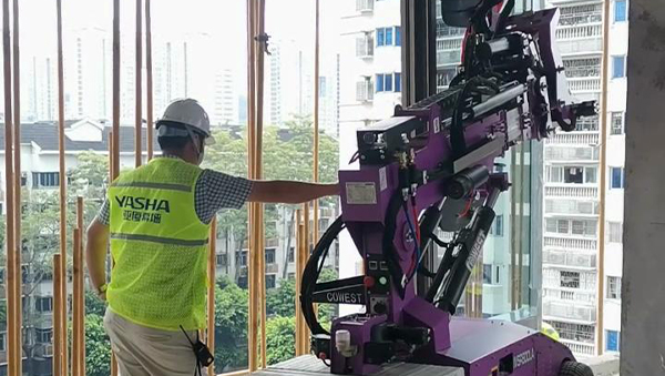 Robot pemasangan kaca pintar menggantikan manual