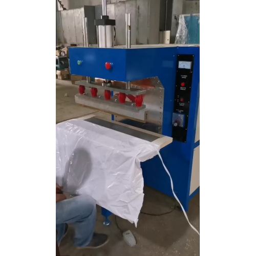 PVC stretch ceiling welding machine.mp4