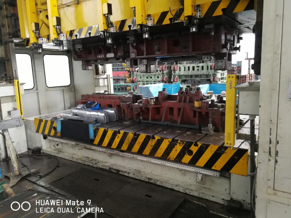 Jining KELI photoelectronic safety light curtain in industrial site