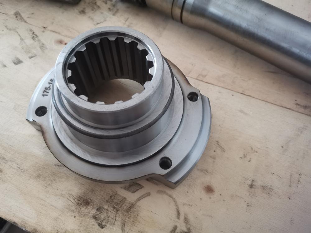 Shantui bulldozer spare parts shaft coupling