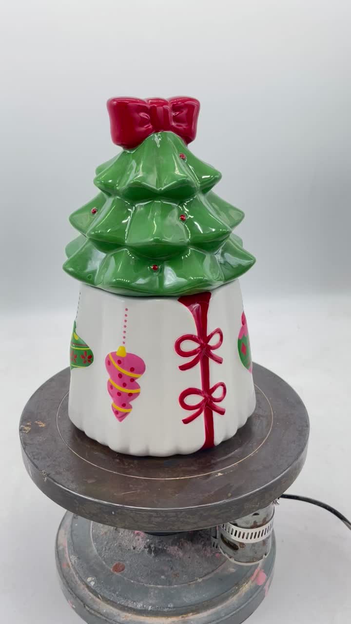 Подвесная банка с шариками