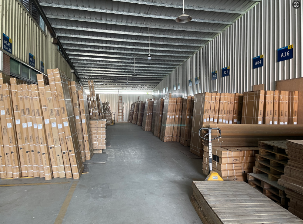 finished product warehouse