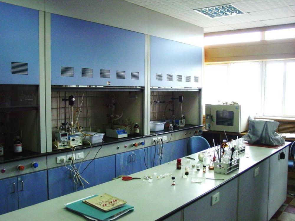 Lab / Fume Hood