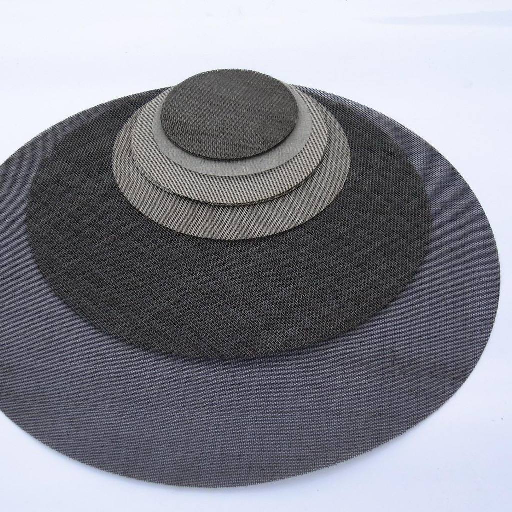 black wire mesh cloth