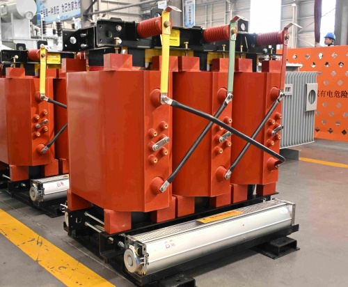 ¿Baja eficiencia energética, altos riesgos de seguridad y mantenimiento difícil? El transformador de tipo seco Hengcheng Tebian 10kV SC14 de 80kVA rompe el punto muerto sin preocupaciones.