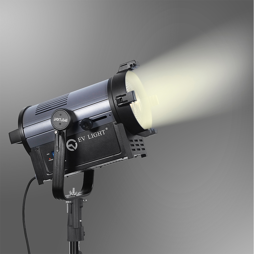 LED Fresnel Spot Light