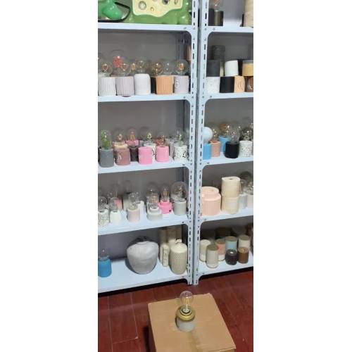 Vitrina produselor de iluminat