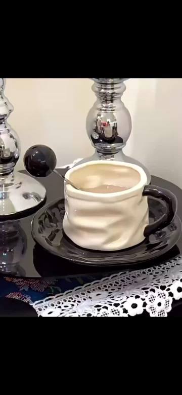 Unique Wrinkled Design Ceramic Coffee Mugs with Saucers