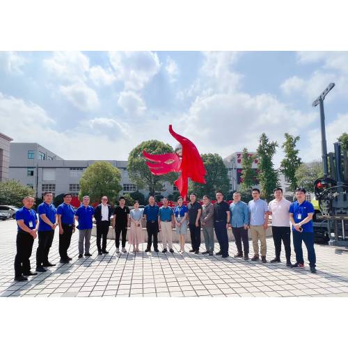 Líderes da Jiangsu Society of Geotechnical Mechanics and Engineering visitaram o XITEC