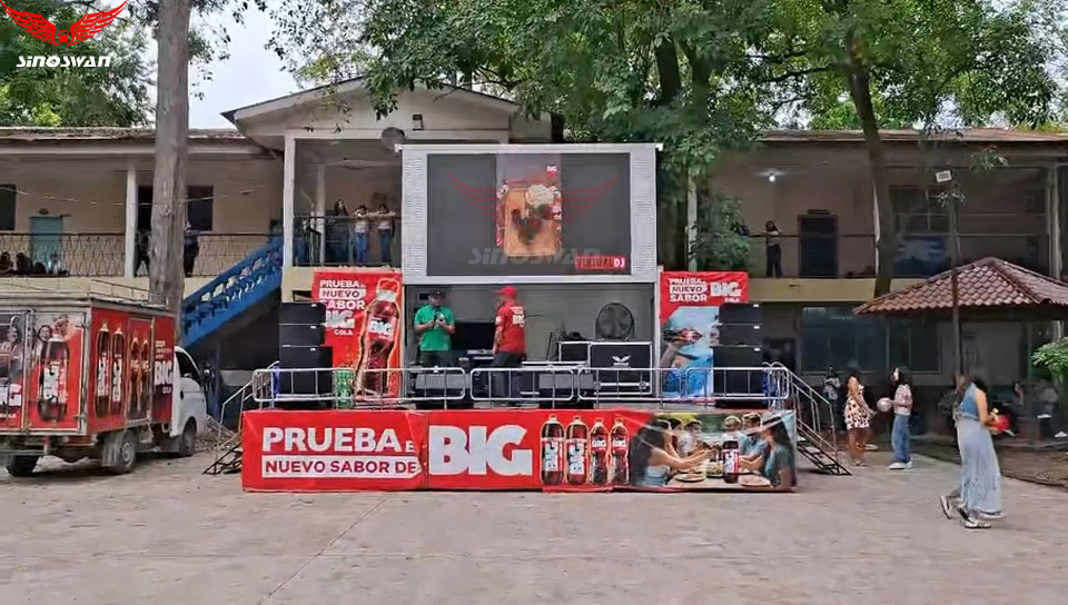 SR40 Mobile Stage Trailer in Honduras – Echtes Projekt-Feedback ???