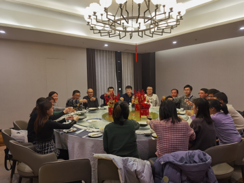 Drink together, walk hand in hand, Longze Biotechnology dinner party!
