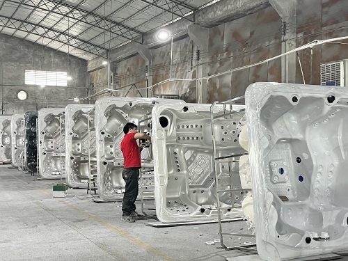 Aquaspring толық арнасы серіктестікке қолдау көрсету жүйесі серіктестерге мүмкіндік береді