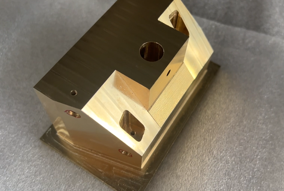 Bahagian pemesinan CNC