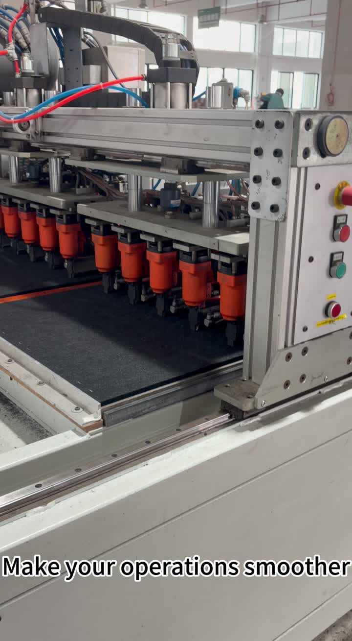 با Akupanel، یک راه حل همه کاره آکوستیک برای دیوارها و سقف، فضای خود را ارتقا دهید