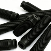 Прафесійная прадукцыя, уключаючы ўшчыльняючыя кампаненты і амартызатары, з гарантаванай якасцю.