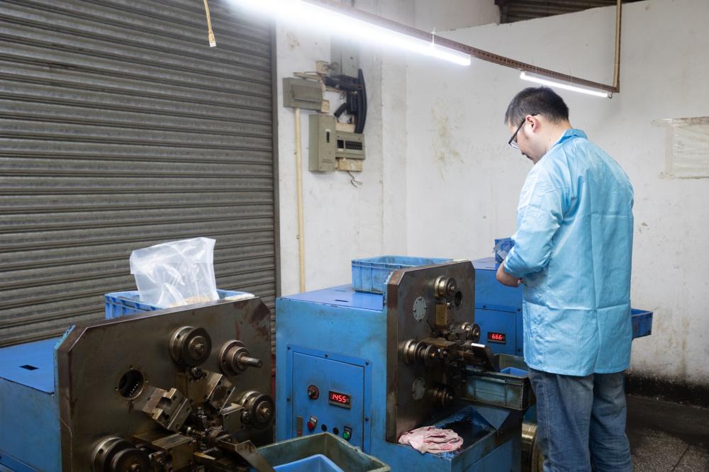 Needle automatic workshop5