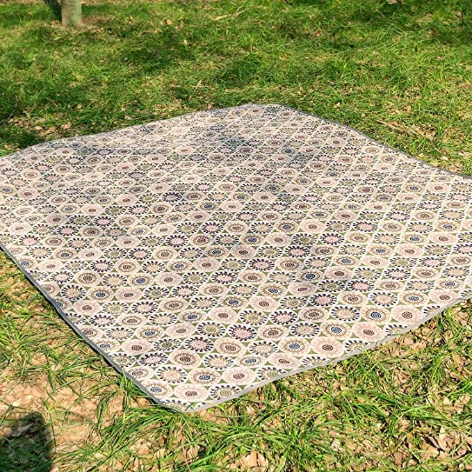 Piknikteppe utendørs vanntett sandproof Beach Mat Overdimensjonerte seter Voksne Piknikmatte for camping på gress 78x57