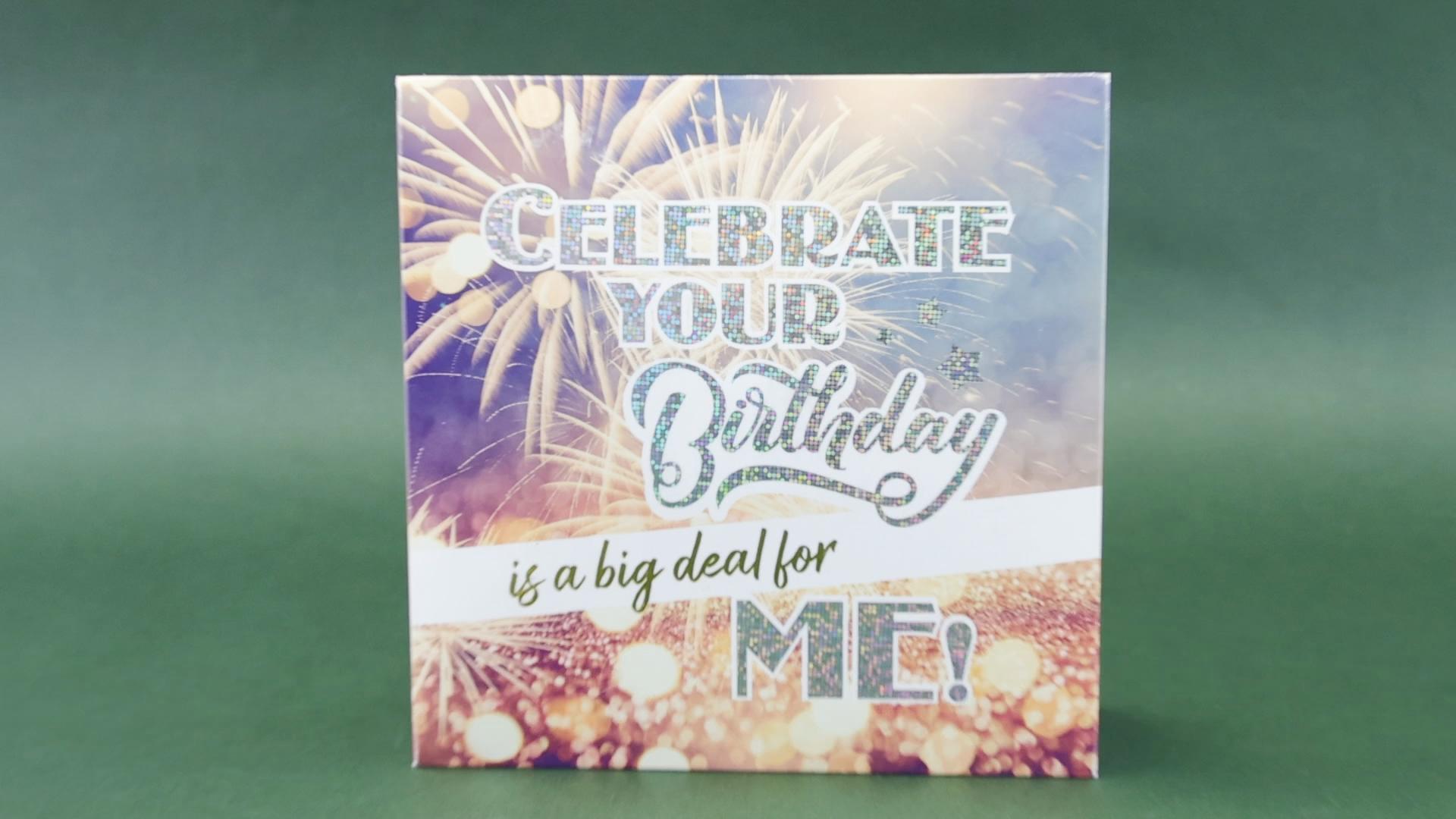 Biglietto pop-up di compleanno 3D con funzione cane traballante