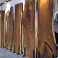 Conception unique table de forme naturelle supérieure chêne en bois live noix en bois massif en bois à manger en bois slab1