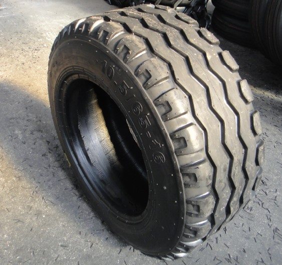 10.5/65-16 Imp Agricultural Tyre