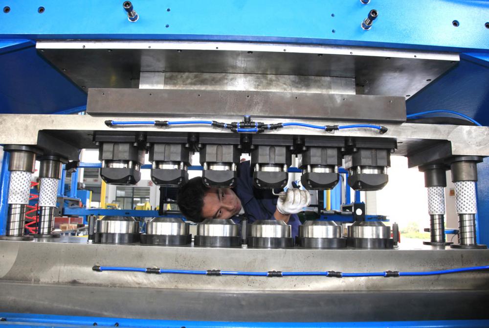 Zhejiang Longwen Precision Equipment Co., Ltd.