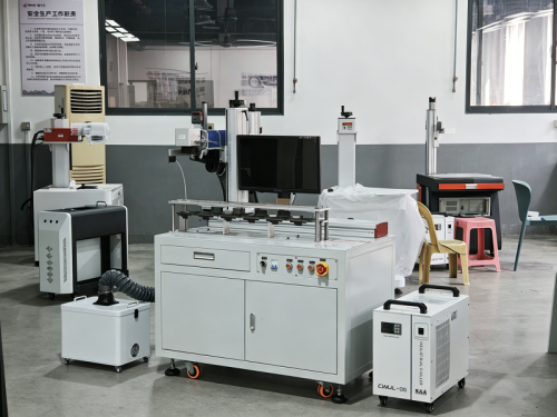 Компания Chongqing Chuke Intelligent Machinery & Equipment Co., Ltd. поставляет фирме Seres специальную систему лазерной маркировки для интеллектуальной обработки компонентов кабины