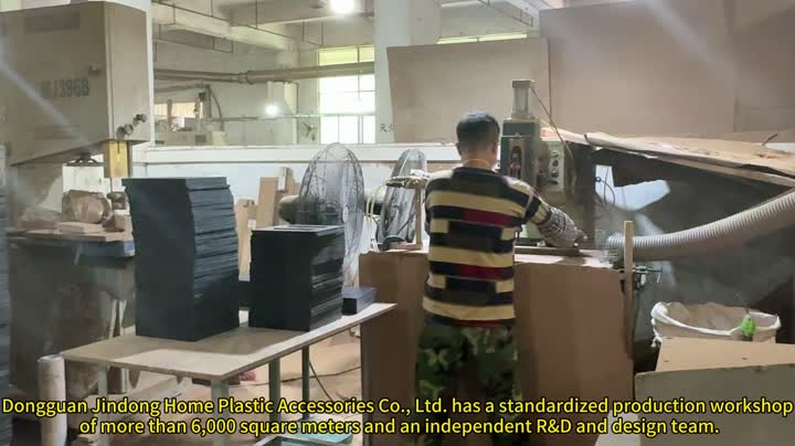 Wood Display Shelving Cutting