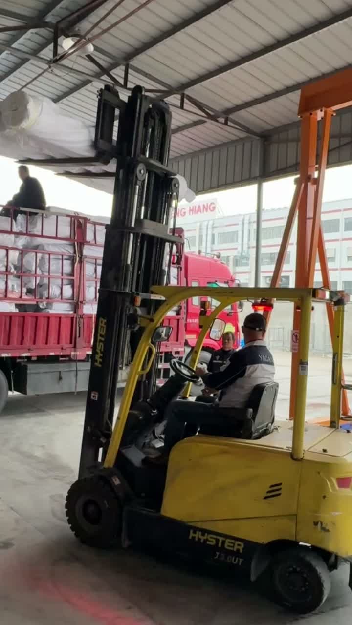 পণ্য প্যাকেজিং এবং পরিবহন