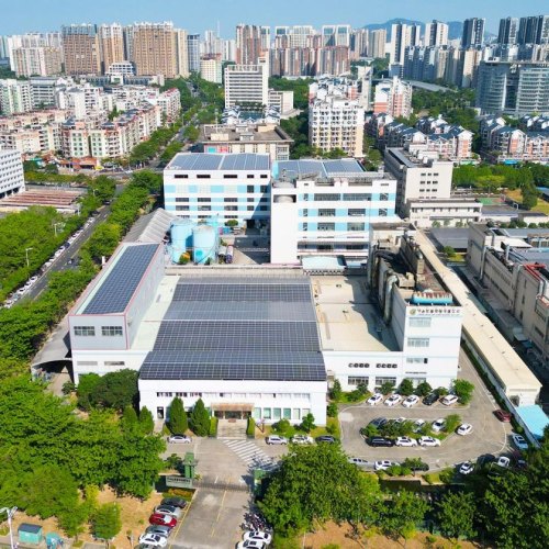 Почему Linyang, лучший завод по производству брезента в Китае, лидирует по долговечности, инновациям и экологическим стандартам