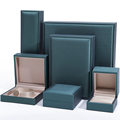 Hanhong Großhandel Custom Luxury Velvet Armband Schmuck Verpackung Box Gold Halskette Grüne PU Leder Ring Schmuckschachtel1
