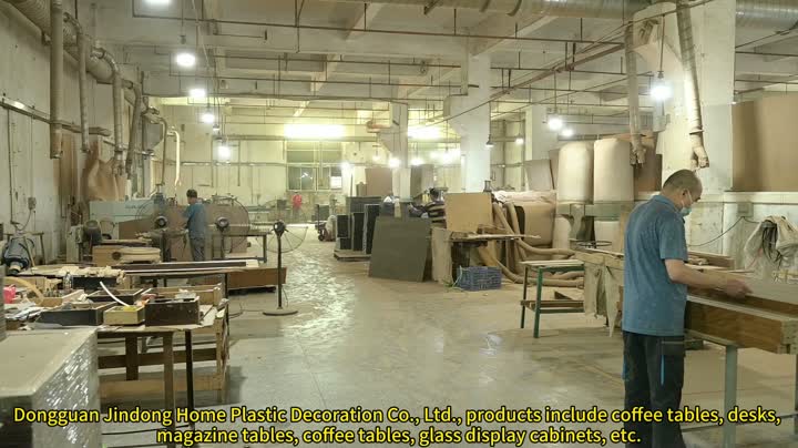 Production Of Wooden Floor Lamp