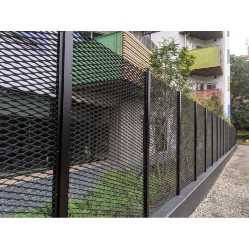 Расширенный металлический забор- красивый и практичный забор