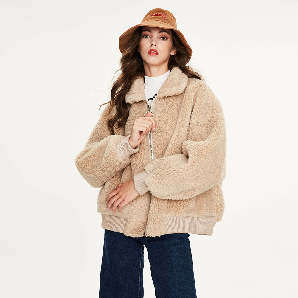 Veste Sherpa à épaules dénudées et fermeture éclair pour femme